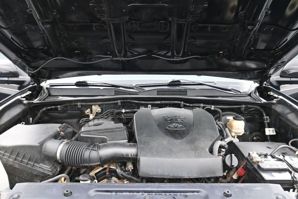 2017 Toyota Tacoma SR5