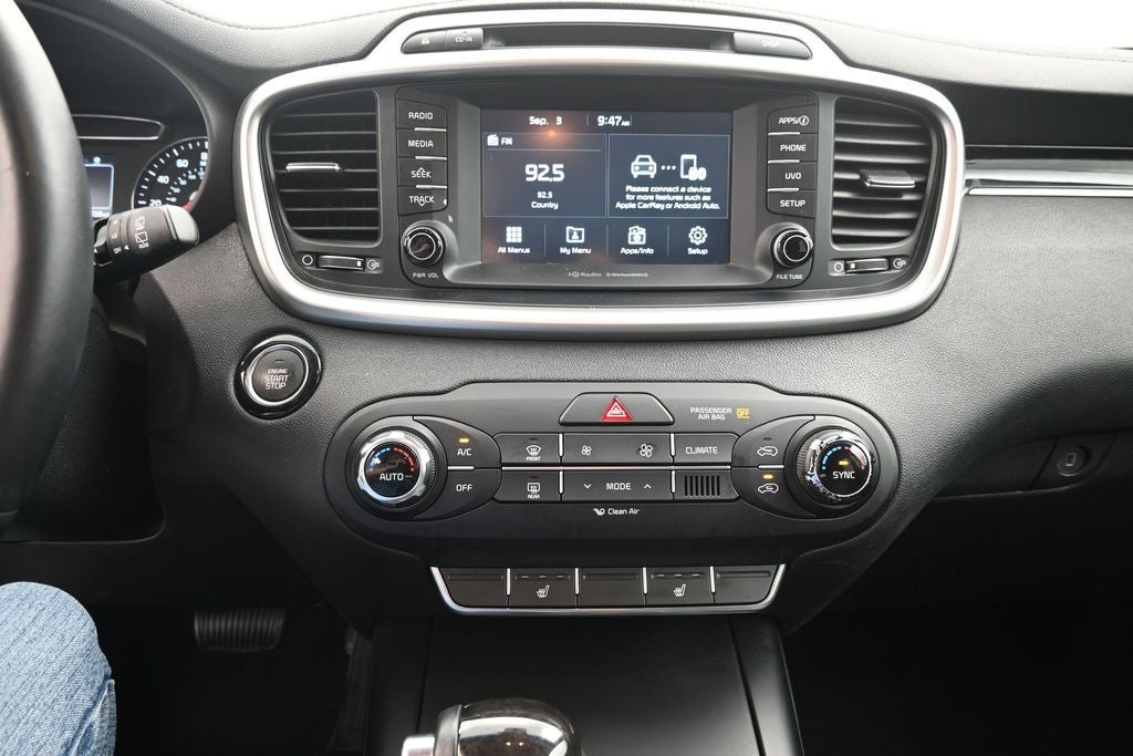 2017 Kia Sorento LX
