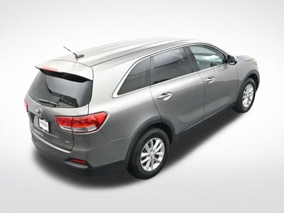 2017 Kia Sorento L