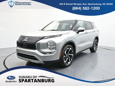 2022 Mitsubishi Outlander SE