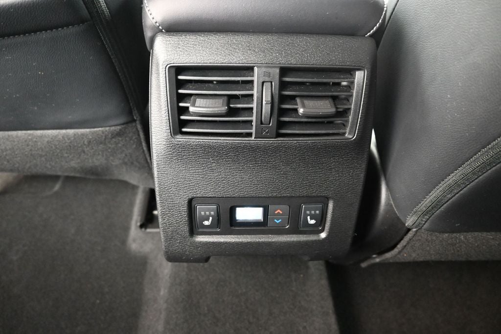 2023 Mitsubishi Outlander SEL