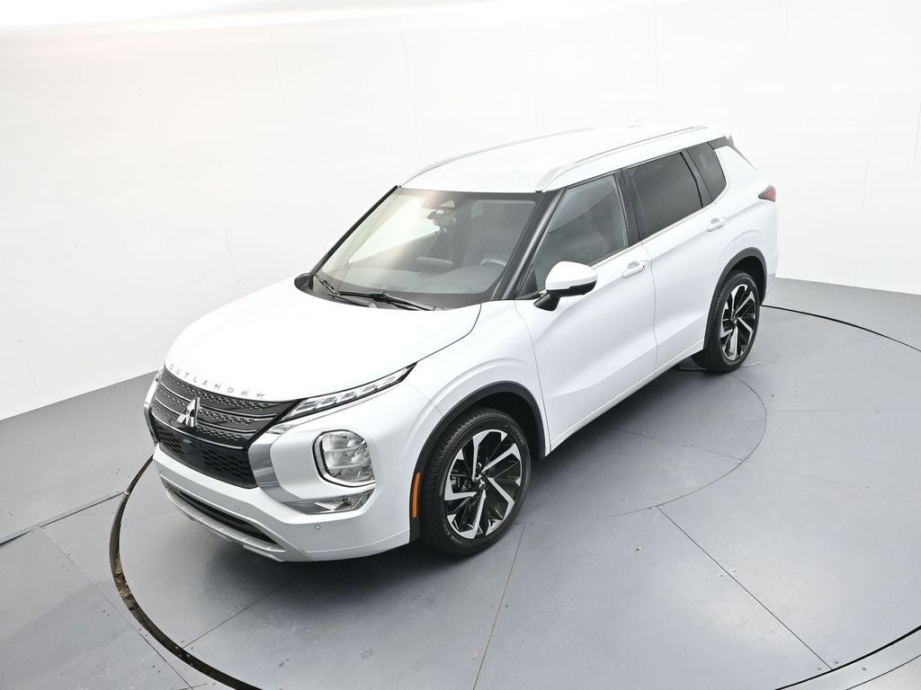 2023 Mitsubishi Outlander SEL