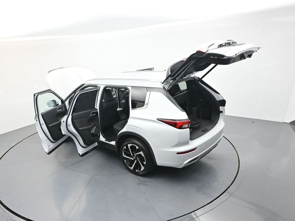 2023 Mitsubishi Outlander SEL