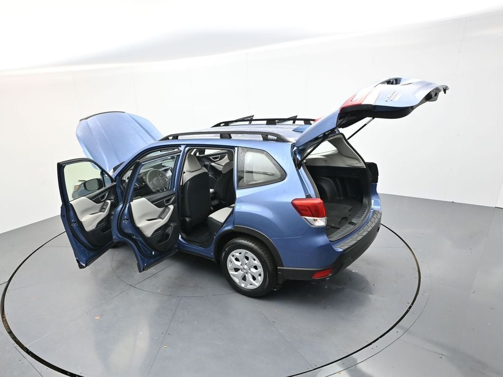 2023 Subaru Forester Base