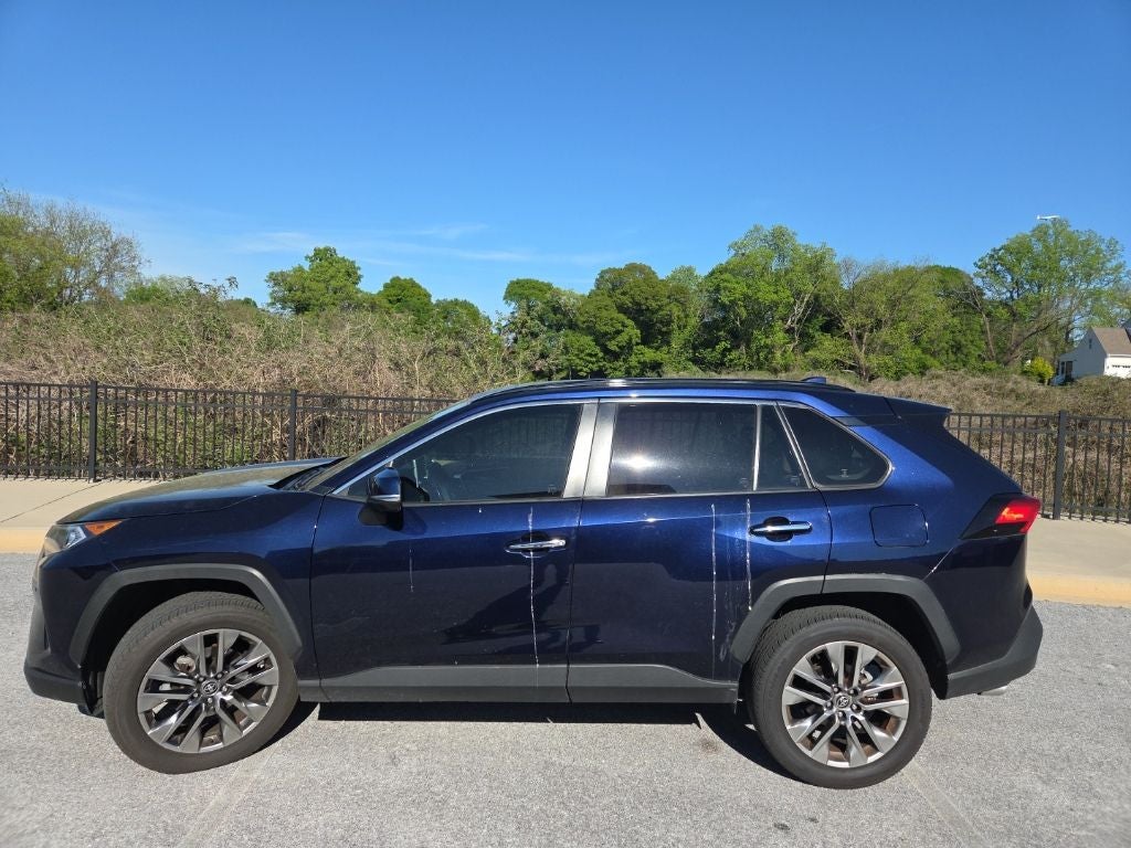 2020 Toyota RAV4 Limited