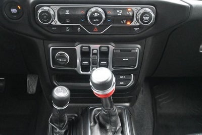 2020 Jeep Wrangler Unlimited Sahara Altitude