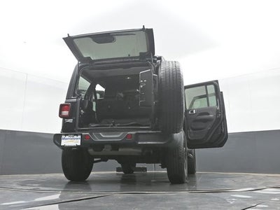 2020 Jeep Wrangler Unlimited Sahara Altitude