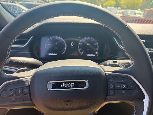 2024 Jeep Grand Cherokee Laredo