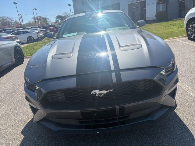 2022 Ford Mustang EcoBoost