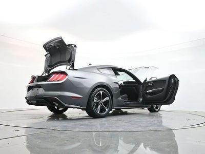 2022 Ford Mustang EcoBoost