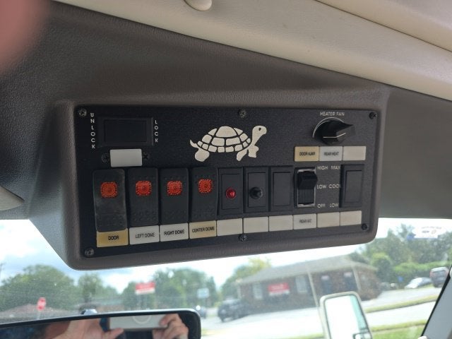 2006 Ford E-450SD Base