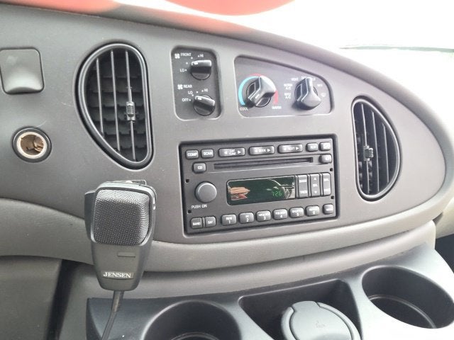 2006 Ford E-450SD Base