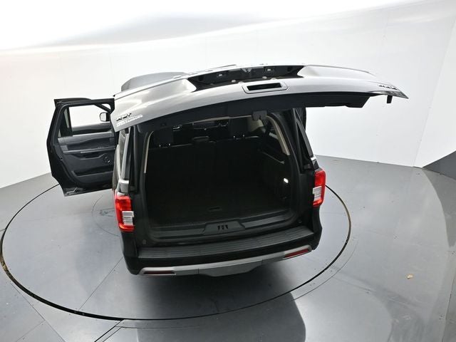 2022 Ford Expedition Max XLT