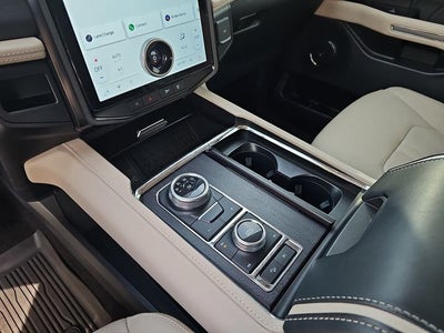 2023 Ford Expedition Platinum