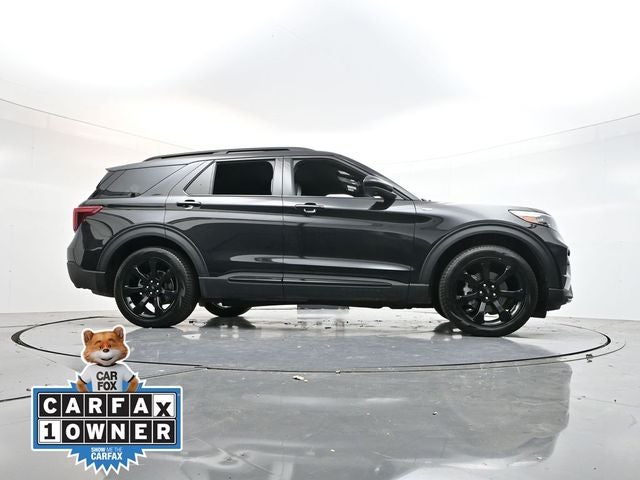 2024 Ford Explorer ST-Line