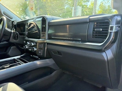 2025 Ford F-350SD Lariat