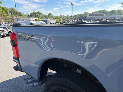2025 Ford F-350SD Lariat