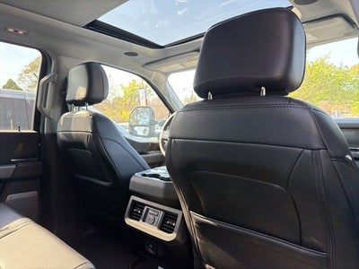 2025 Ford F-350SD Lariat