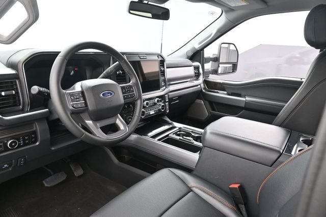 2025 Ford F-350SD Lariat