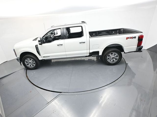 2025 Ford F-350SD Lariat