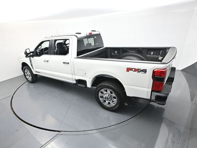 2025 Ford F-350SD Lariat