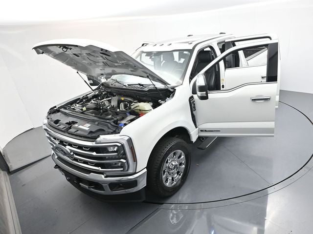 2025 Ford F-350SD Lariat