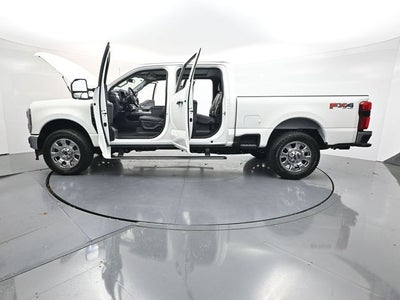 2025 Ford F-350SD Lariat
