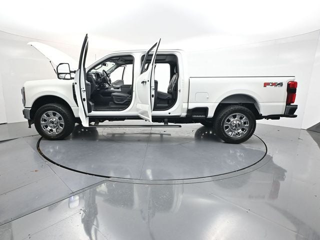 2025 Ford F-350SD Lariat