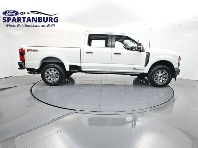 2025 Ford F-350SD Lariat