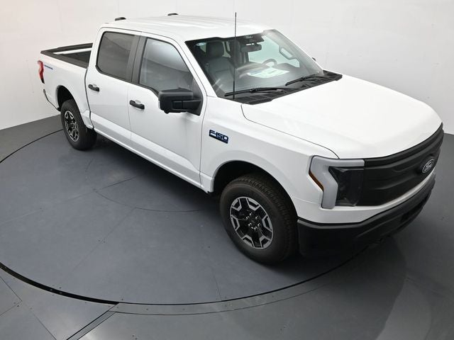 2024 Ford F-150 Lightning Pro