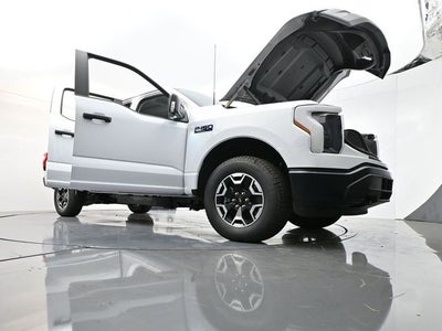 2024 Ford F-150 Lightning Pro