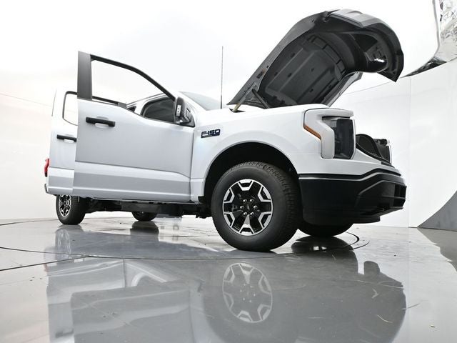 2024 Ford F-150 Lightning Pro