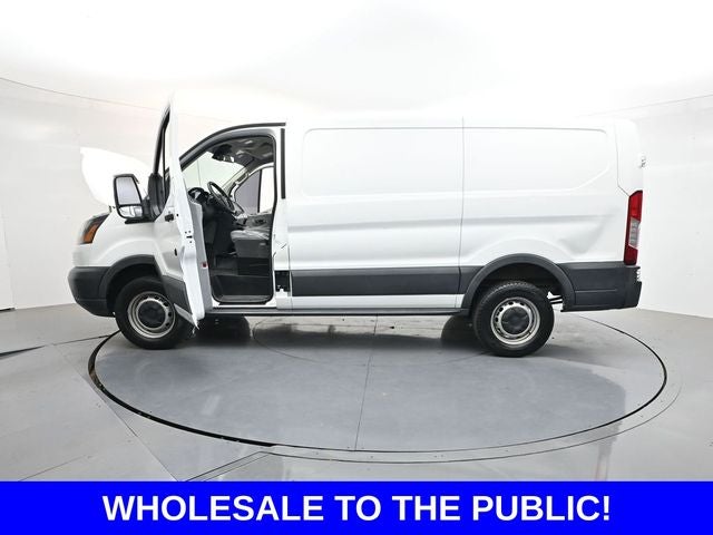 2017 Ford Transit-250 Base