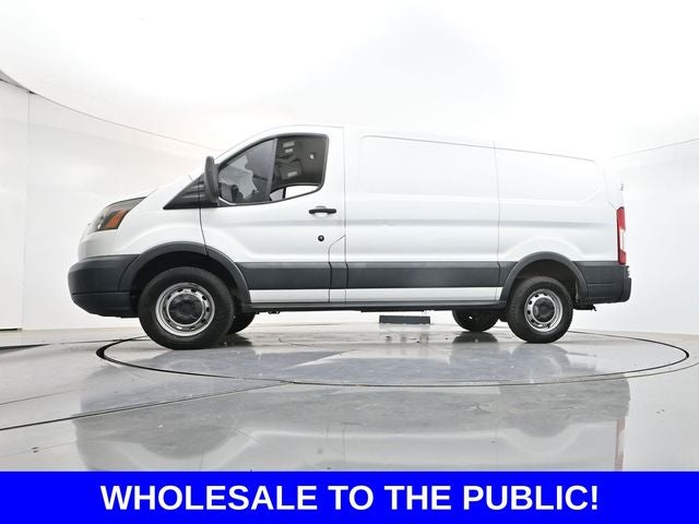 2017 Ford Transit-250 Base