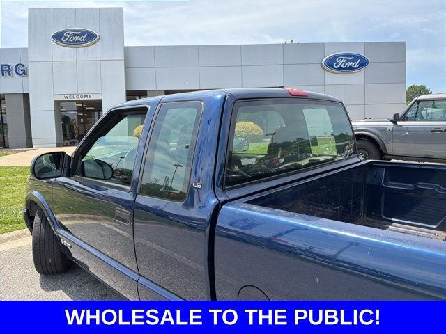 2003 Chevrolet S-10 LS