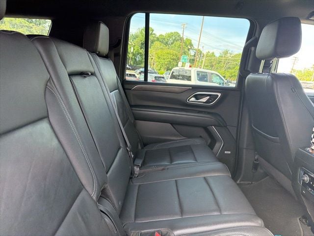 2022 Chevrolet Suburban LT