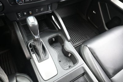 2024 Nissan Frontier SL