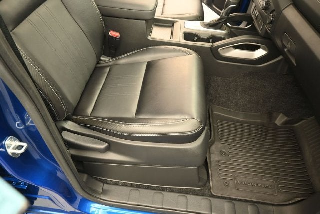 2024 Nissan Frontier SL