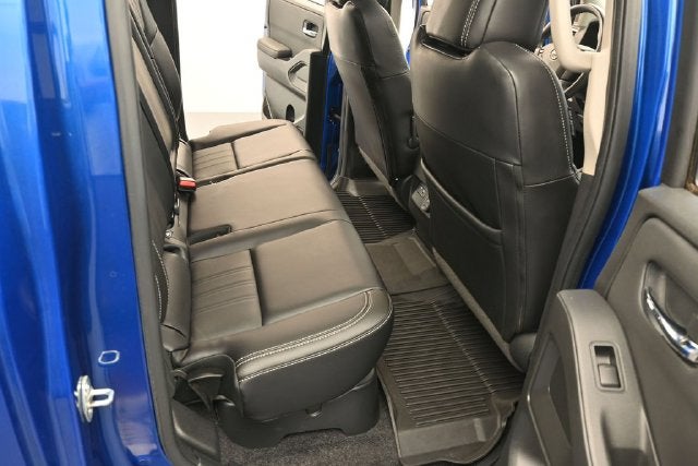 2024 Nissan Frontier SL