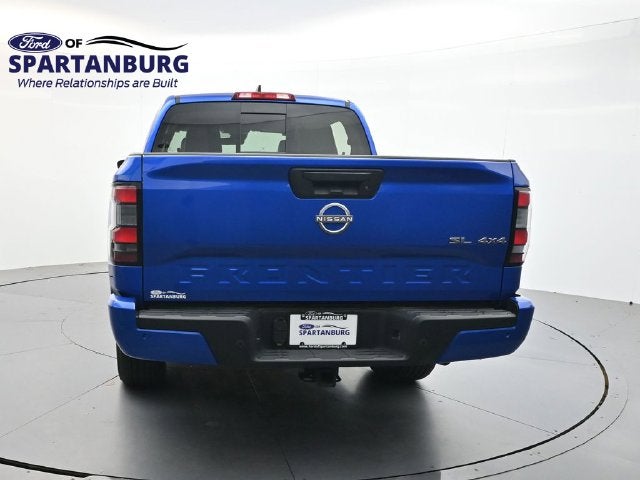 2024 Nissan Frontier SL
