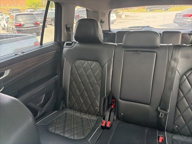 2024 Volkswagen Atlas 2.0T SEL Premium R-Line