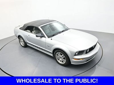 2005 Ford Mustang GT Premium