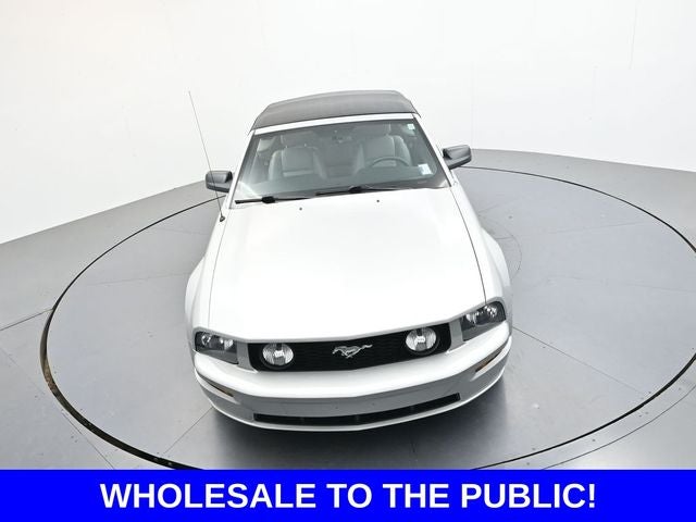 2005 Ford Mustang GT Premium