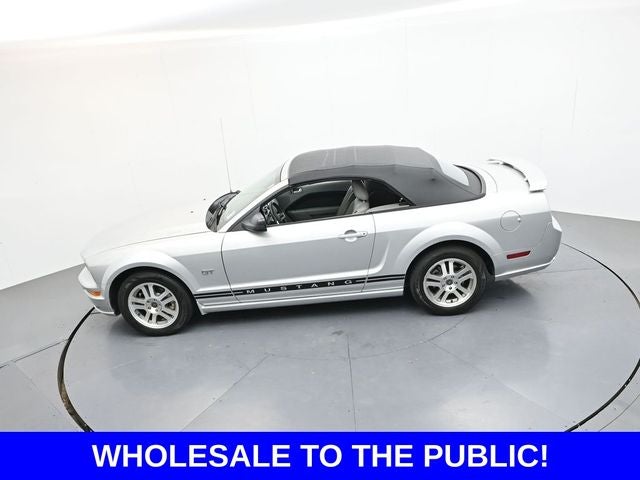 2005 Ford Mustang GT Premium
