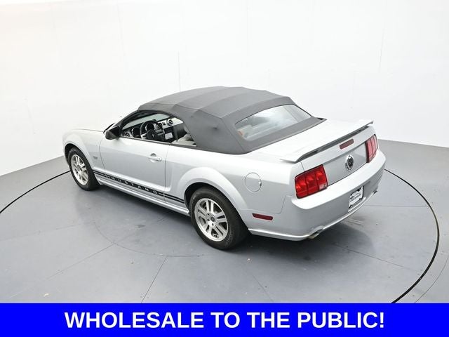 2005 Ford Mustang GT Premium