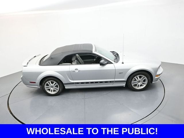 2005 Ford Mustang GT Premium