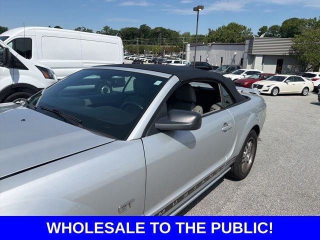 2005 Ford Mustang GT Premium