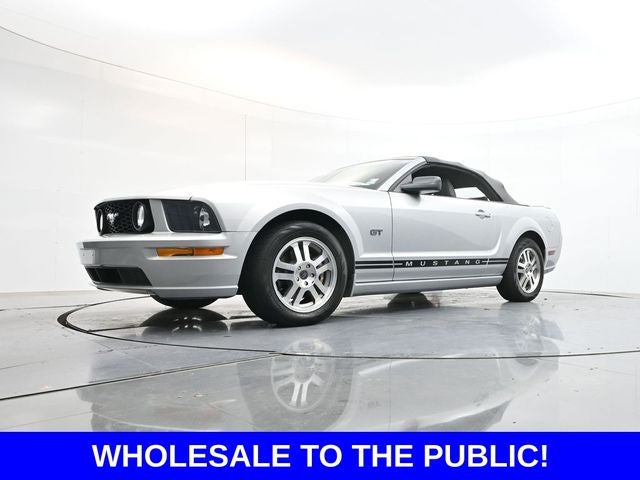 2005 Ford Mustang GT Premium