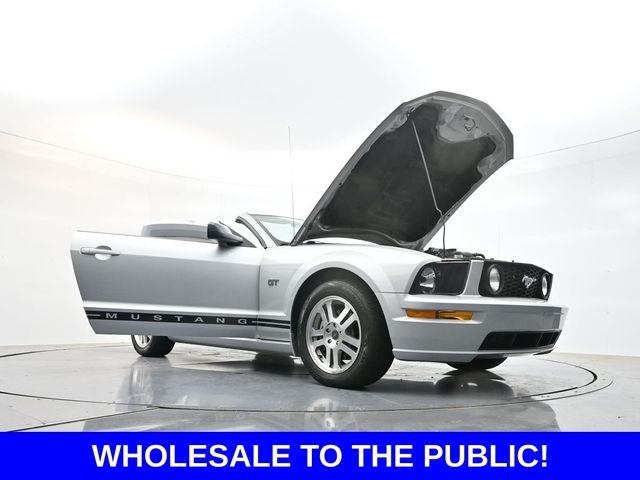 2005 Ford Mustang GT Premium