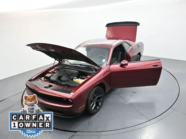2021 Dodge Challenger SXT
